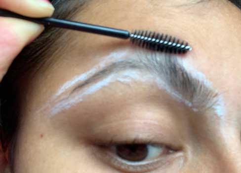 How To Wax Your Eyebrows At Home Without Wax Strips